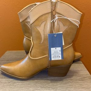 Shana Memory Foam Boots